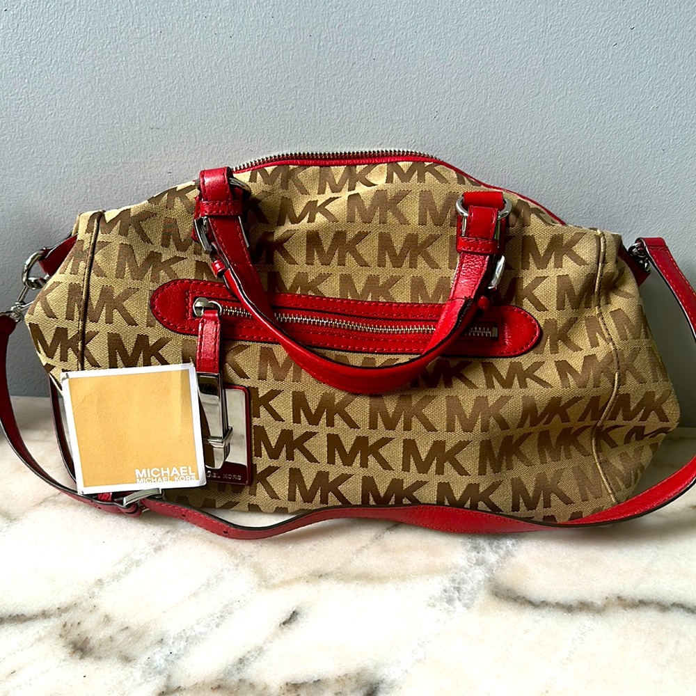 Michael Khors Satchel